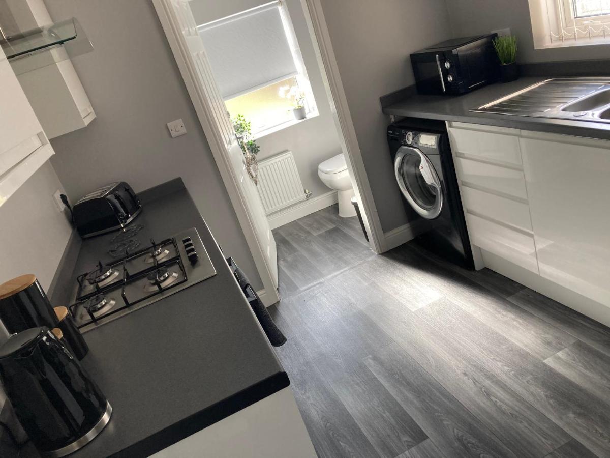 Cheshire Home Stays Крю Екстериор снимка
